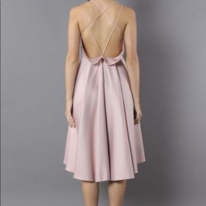 Backless dress with cross strap detail - Size S